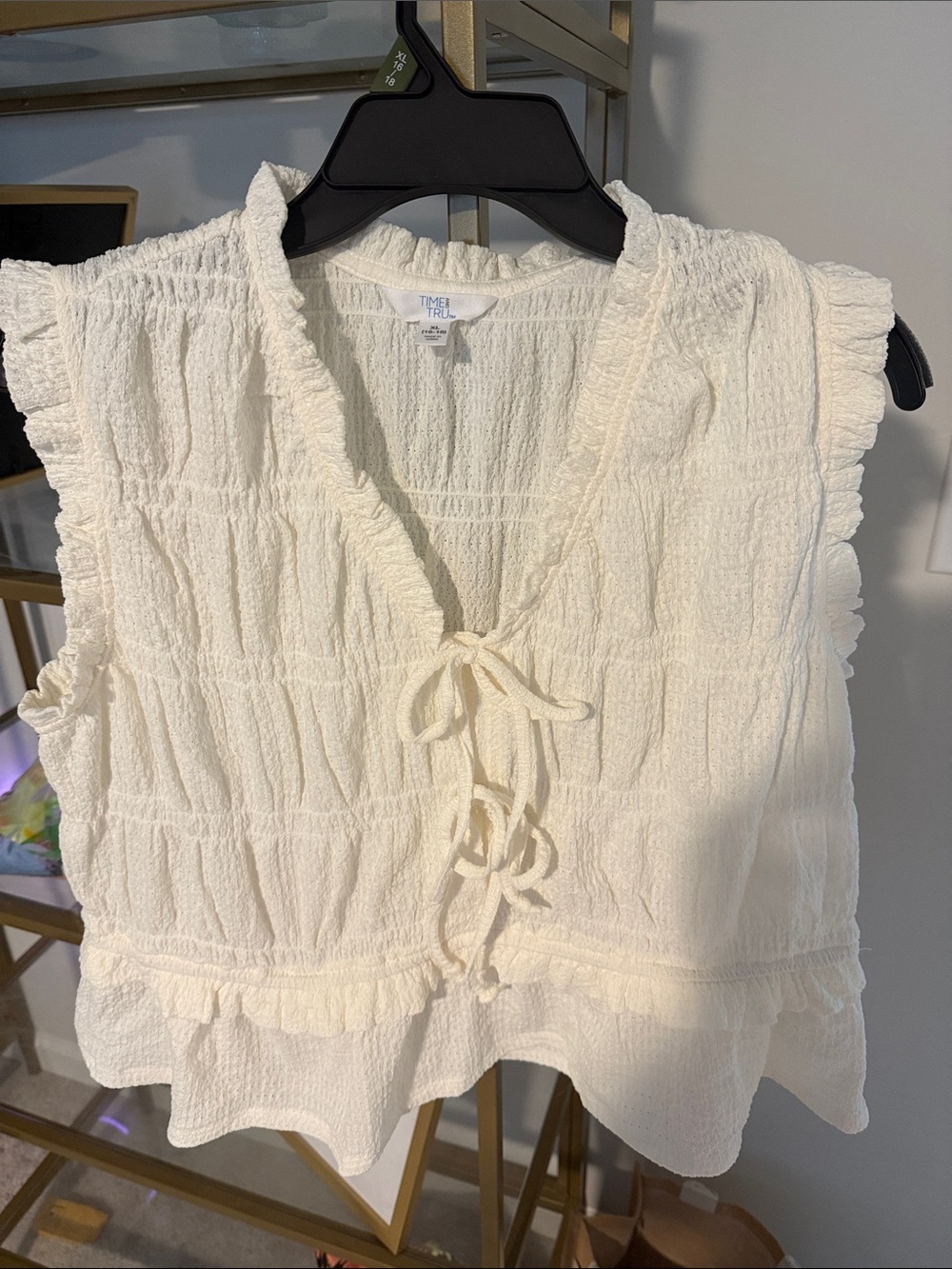 Time and Tru Cream Textured Tie-Front Ruffle Camisole